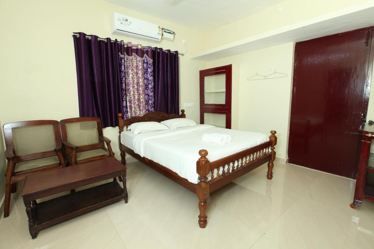 Le Windfall Luxury Puducherry Buitenkant foto