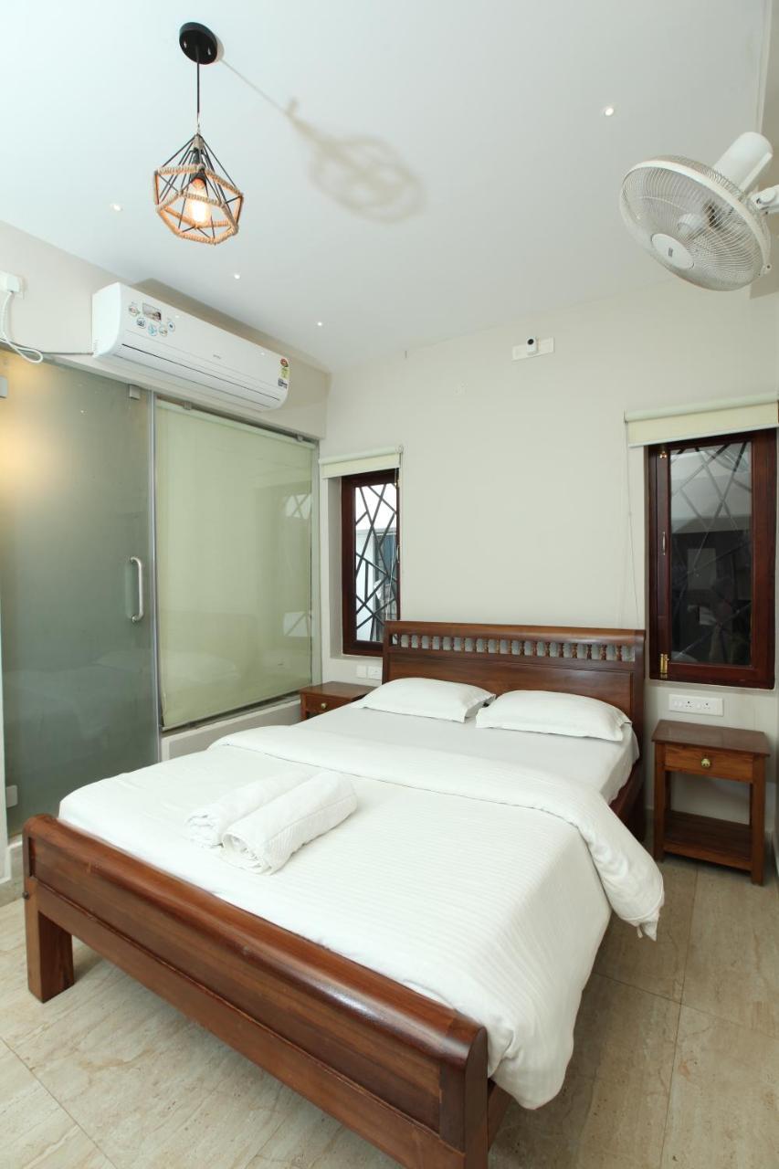 Le Windfall Luxury Puducherry Buitenkant foto